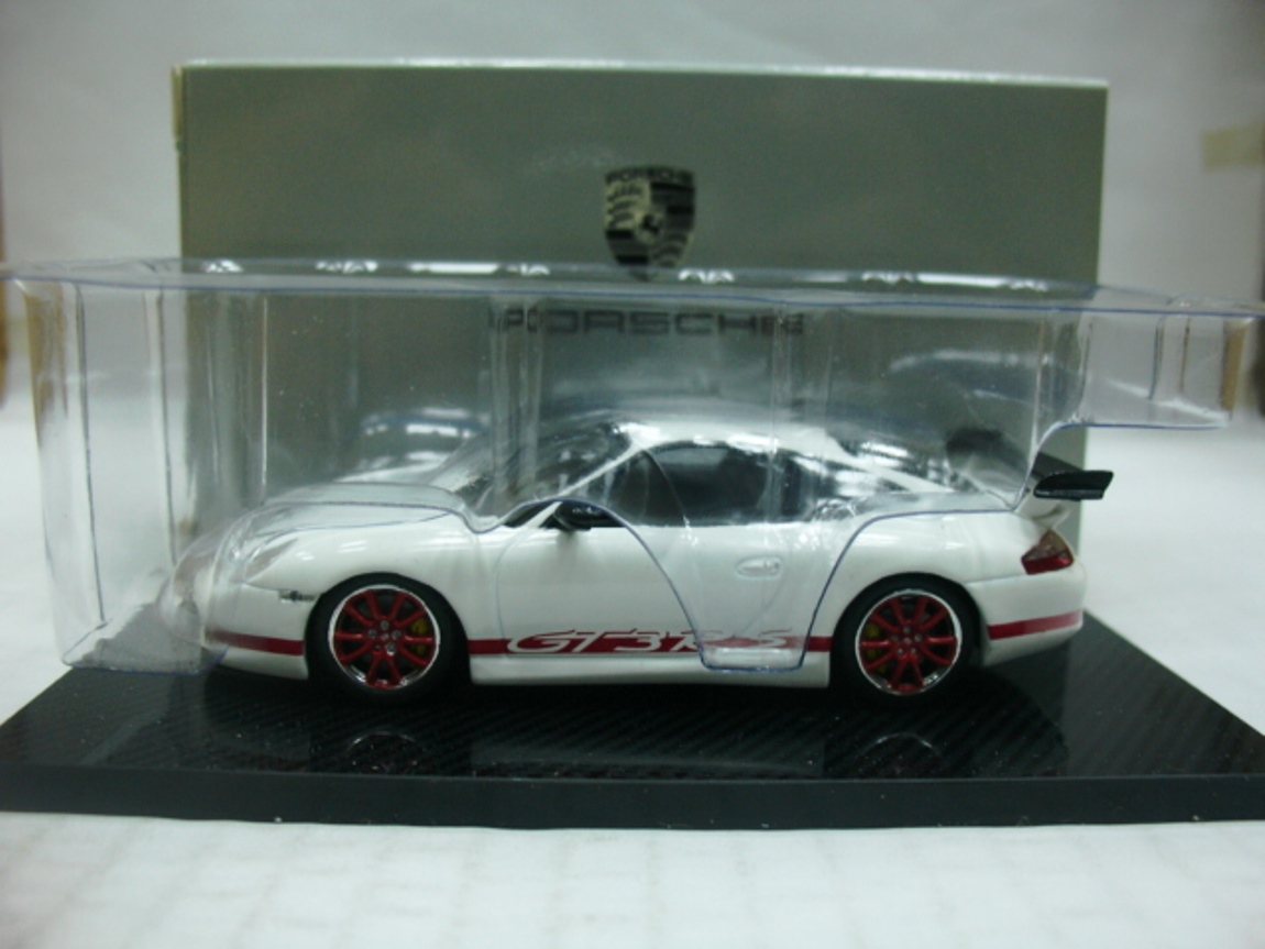 WOW EXTREMELY RARE Porsche 996 911 GT3 RS 2003 White/ Red 1
