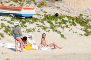 Edita-Vilkeviciute-Sigute-Krilaviciute-On-the-Beach-in-St.-Barts-April-3-2014-120-gigapixel-low_res-