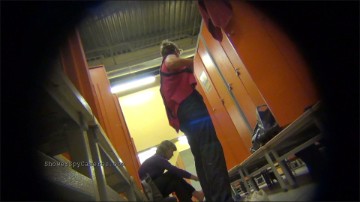 [Image: Voyeur56725110204.jpg]