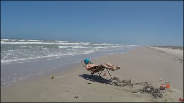 [Image: Voyeur49935103955.jpg]