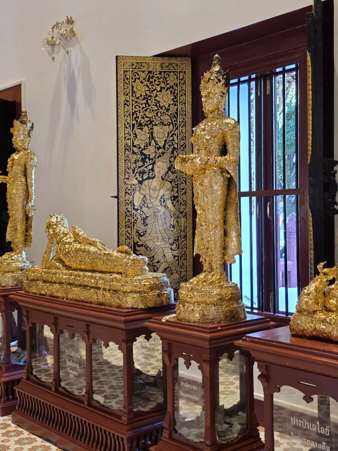 Блестяшки и вкусняшки: Новый Год в Чиангмае, Хуахин, Бангкок