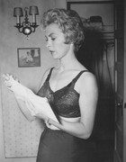 Janet-Leigh-d83