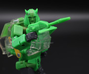 Masterpiece-Cliffjumper-08