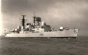 https://i.postimg.cc/75sBcFxk/HMS-Sheffield-D80-3.jpg