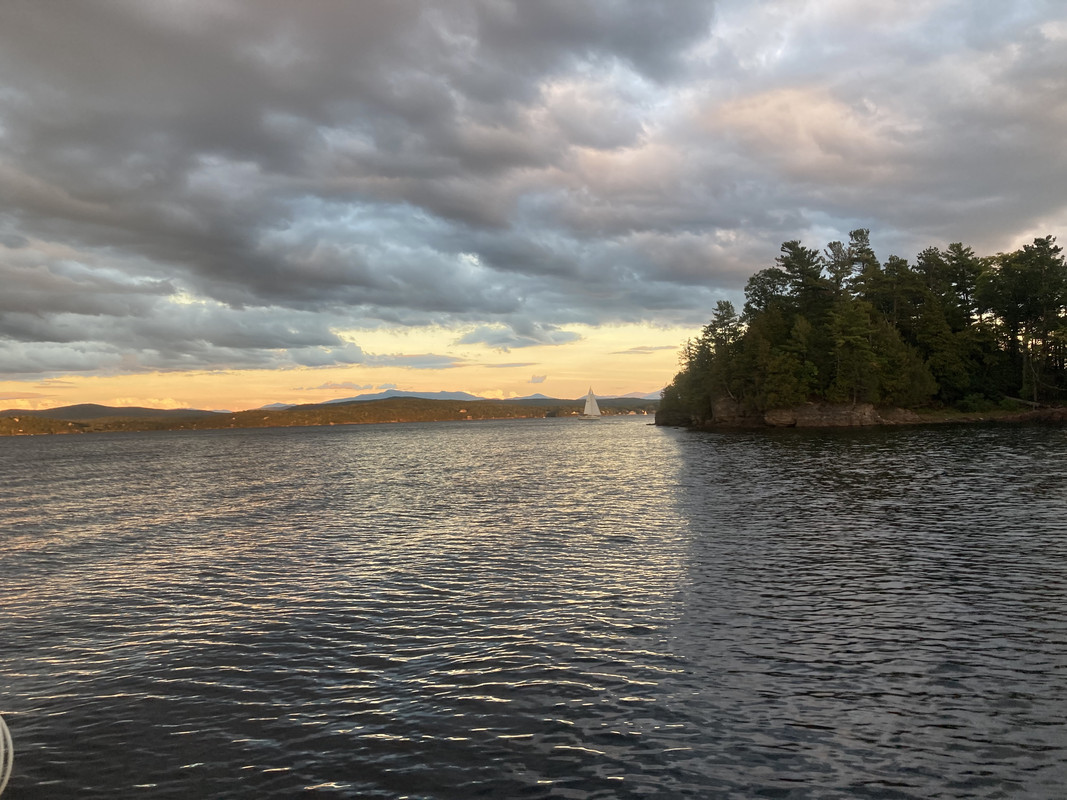 6B8B23CD-FC9F-4D44-83B7-4E90D4FB9FE3