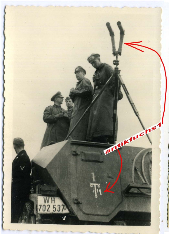 Deut.Schützen-Panzer mit Wappen u.SF-Rohr bei Fr