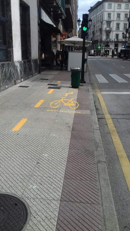 4C3EE922-B5AB-4F2A-8654-482440768A2B