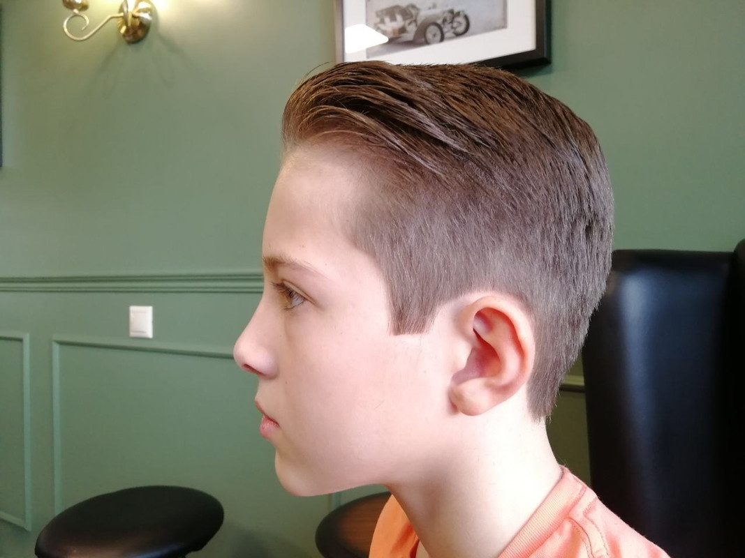 03E9D73F-DBB1-436B-AF15-A24587B0528D