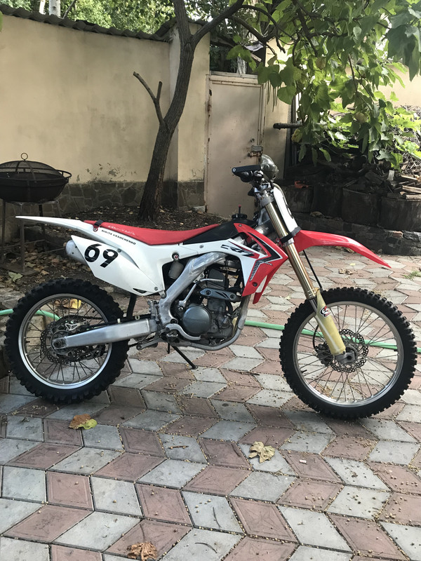 25B8DEA4-2863-481B-AD30-1418AA5309CC