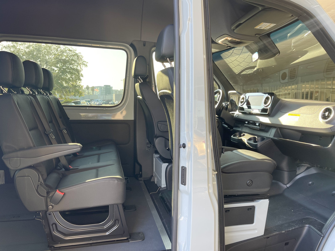 23BED018-A5DB-44CB-9918-BD0DA2F0DF59