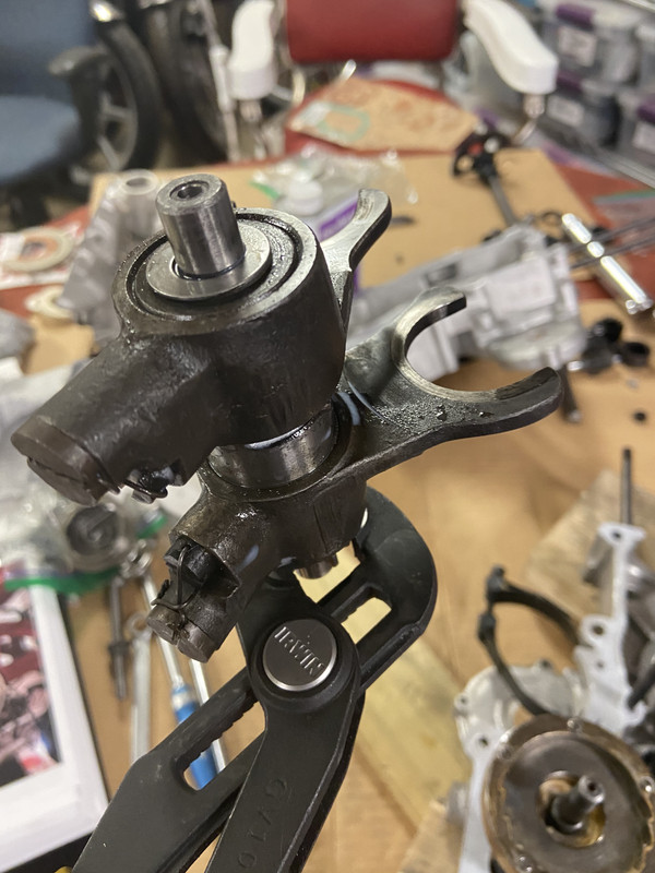 D200EFCF-5637-4E08-B295-A06587AE65FC