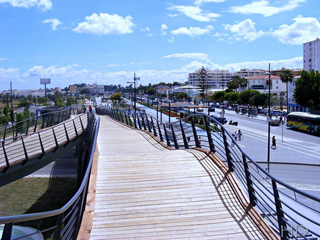 Bendy-walk-bridge-SP-HD.jpg