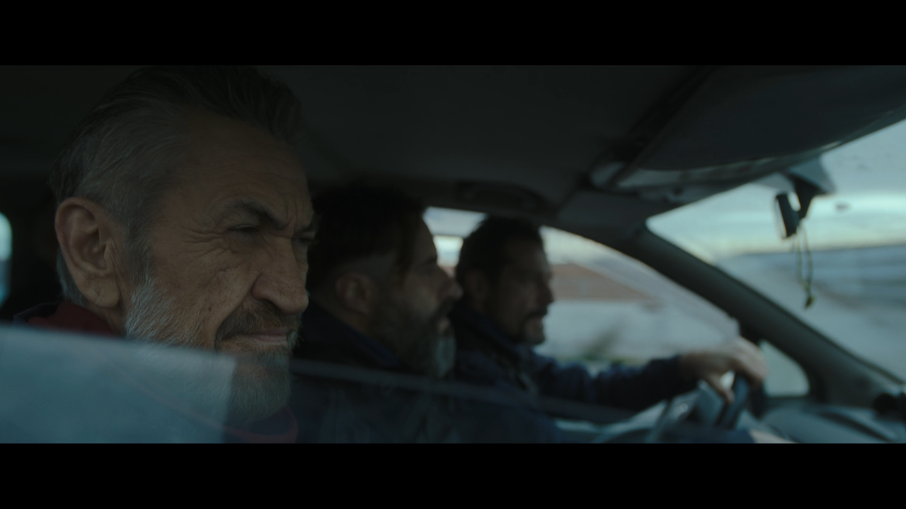 A.C.A.B.La.serie.S01E01.1080p.NF.WEB-DL.DDP5.1.H.264-MeM.GP.mkv_snapshot_34.31.157