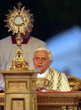 Santa Giuliana di Liegi e l'istituzione della solennità del Corpus Domini dans Fede, morale e teologia Benedetto-XVI