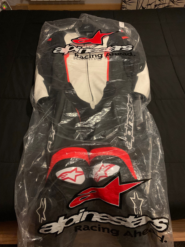 22BBC122-4076-41B8-B7B7-C7A5A84AD4B3