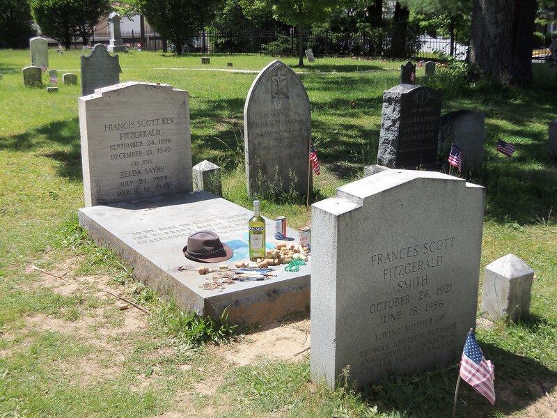 2013-F-Scott-and-Zelda-Fitzgerald-grave-01