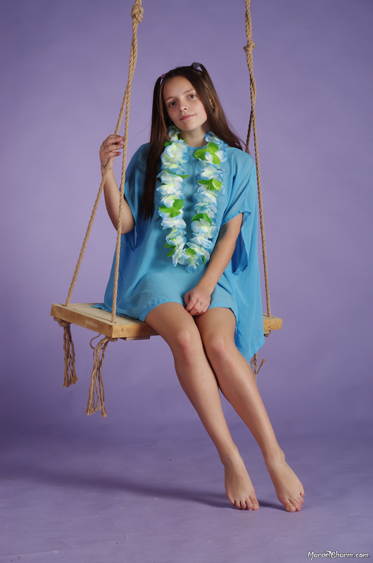 MarvelCharm_Nika-Swing-020