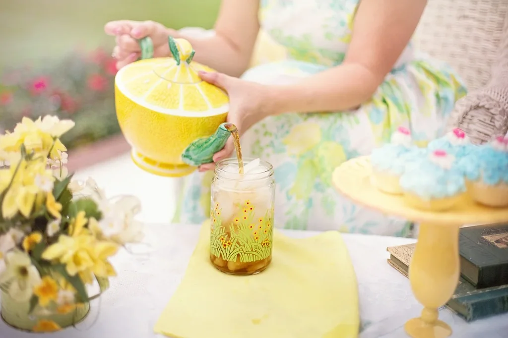 yellow-tea-556777-1280.webp