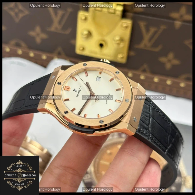 Hublot Classic Fusion King Gold Plated 42mm White Dial Swiss Automatic Movement