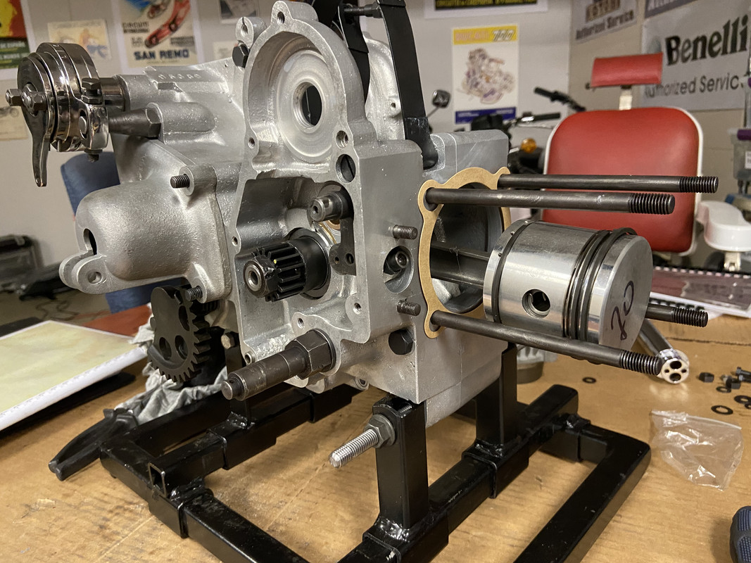 3F1927EA-4F7D-480A-A7D2-98CEF7F82BBC