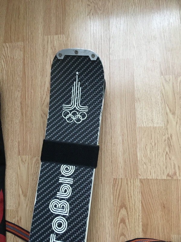 52FB1A5C-B41E-4EA7-BA17-9A9ED1ACEA93