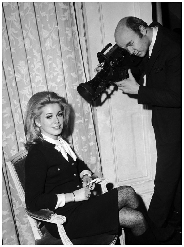 catherine_deneuve_md77