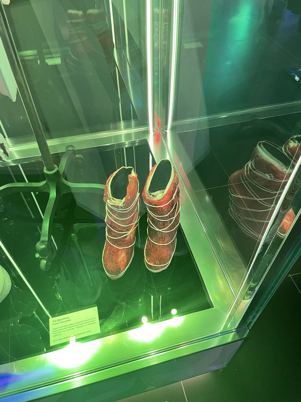 03019C97-D252-47A0-BE2C-25726BDCDF08