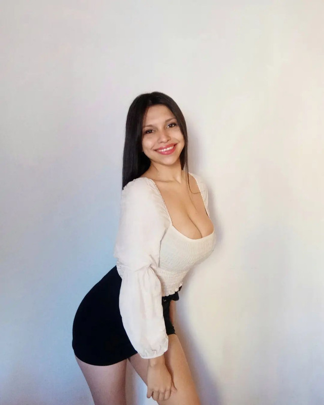 Sole morocha de tetas infernales!!!❤️