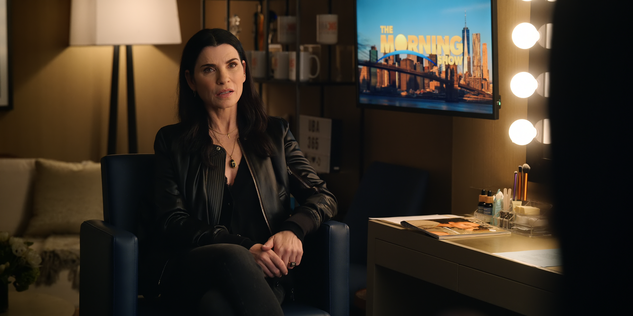 The.Morning.Show.S02E09.Testimony.2160p.10bit.ATVP.WEB-DL.DDP5.1.HEVC-Vyndros.mkv_snapshot_23.51_[20