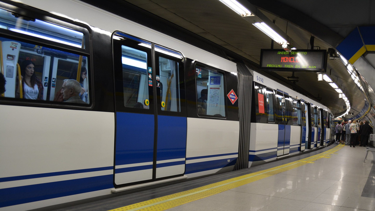 bluemetrospain.jpg