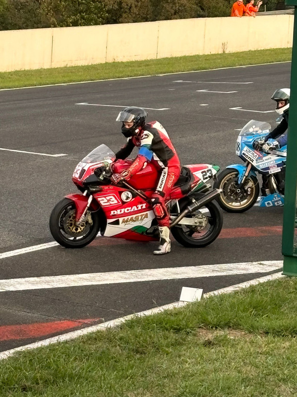 0833a3ba-abdd-471a-bf9c-e957b4f60410