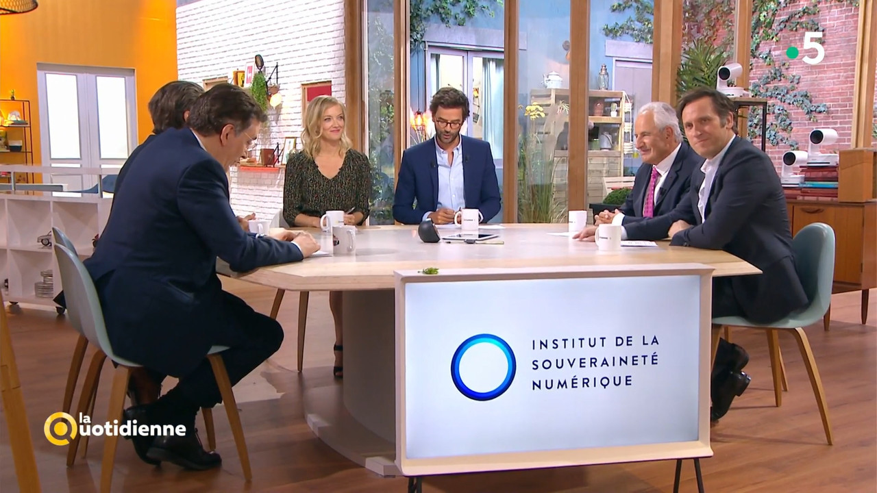 2020-06-30_11_45_Fr5_La-quotidienne.mp4_snapshot_00.44.54.463