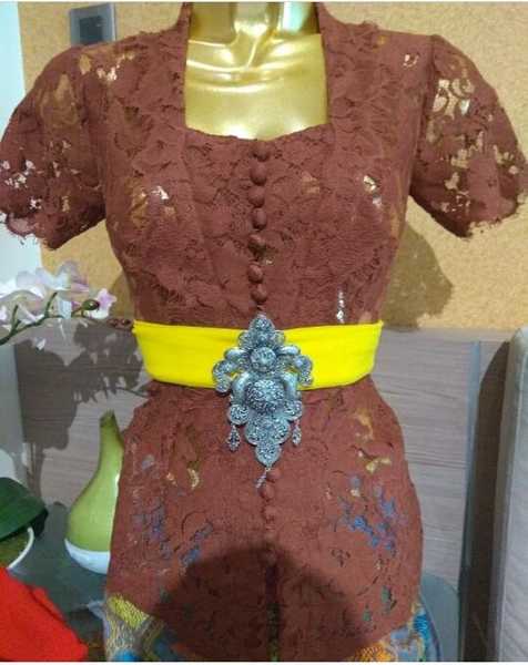 Contoh model kebaya modern