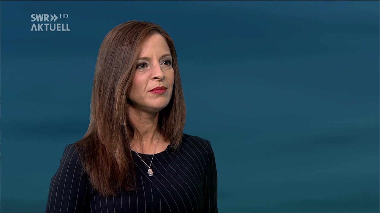 Stephanie Haiber @ "SWR Aktuell BW" am 28.03.2019 - Bilder - ...::: Multikulti TV-Moderatorinnen ...