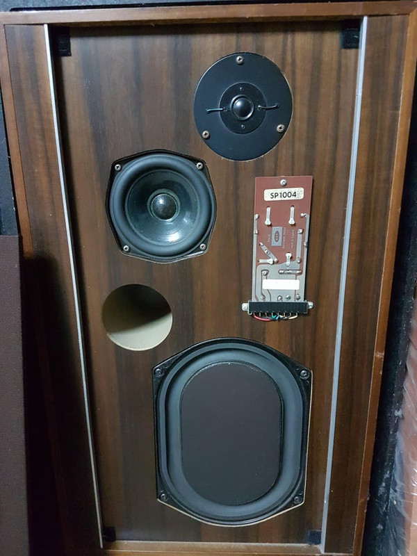 [Bild: KEF-SP1004.jpg]