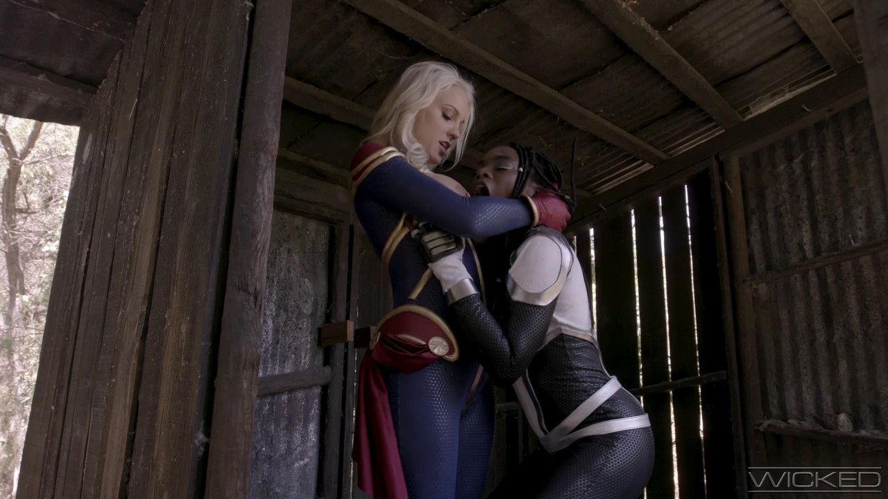 vlcsnap-2023-08-18-01h36m34s052