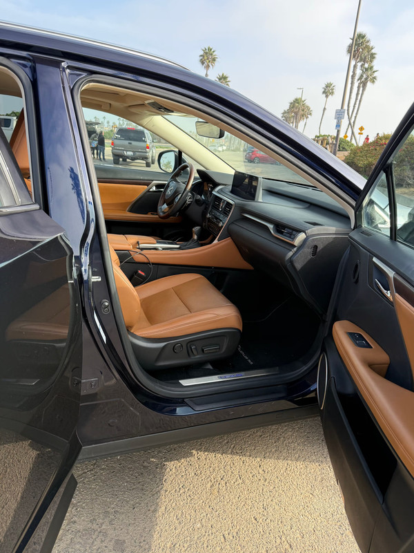 Vehicle thumbnail 12