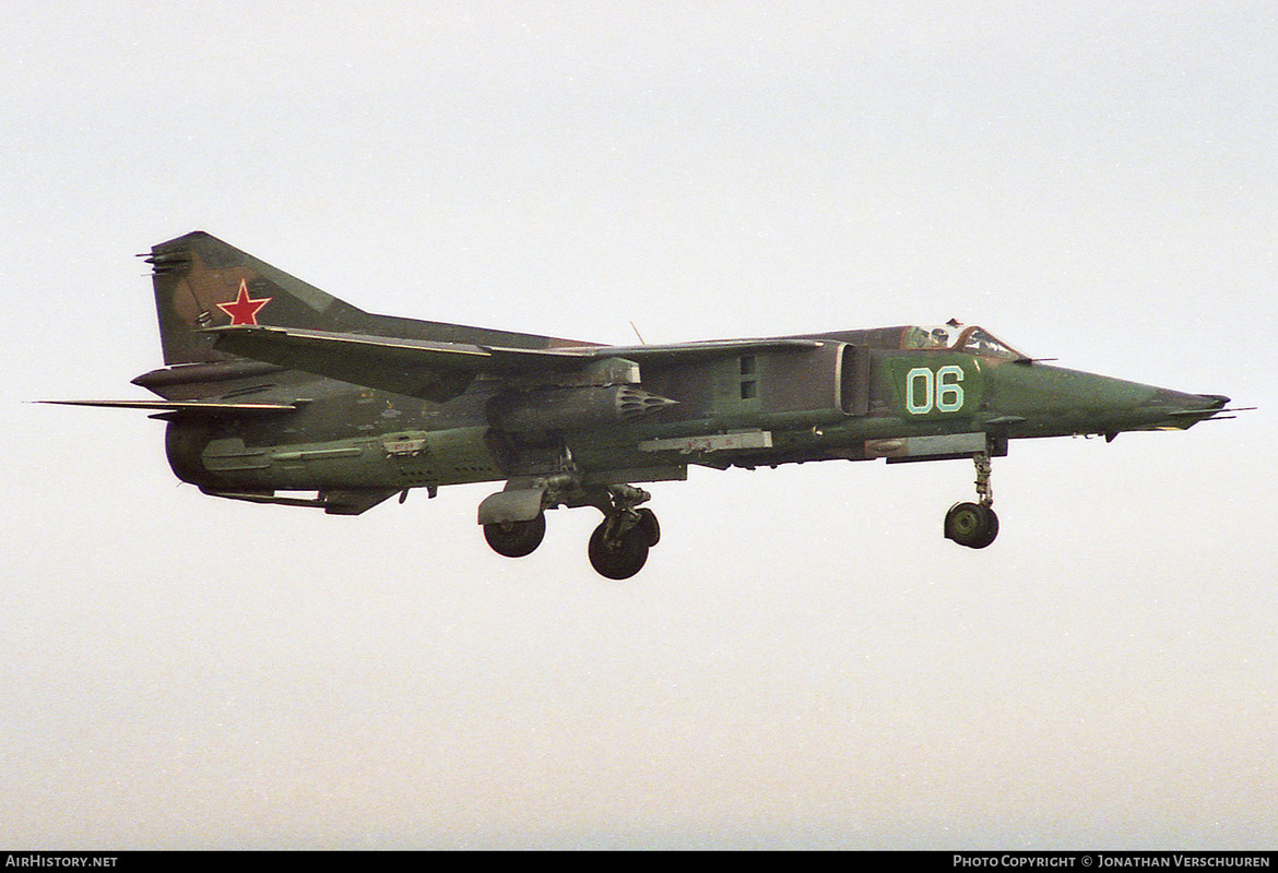 559 APIB Mig-27K 06 Blue_76802622133_06.06.91