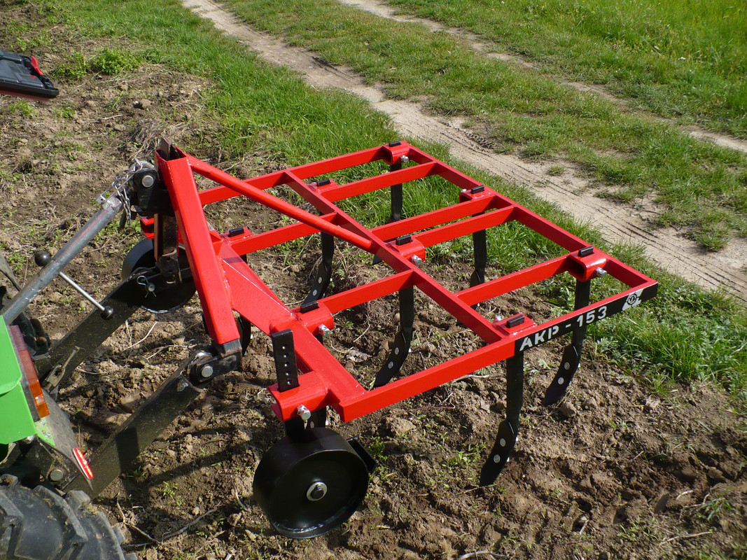 kultivátor AKP 153 (1985)