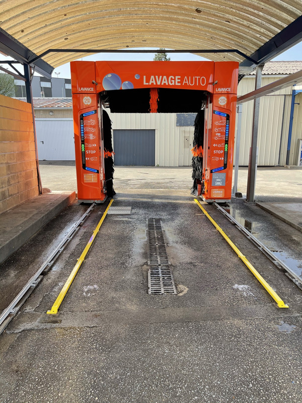 FFCE3EE8-8381-4A0F-AF03-1D3A35428BB1