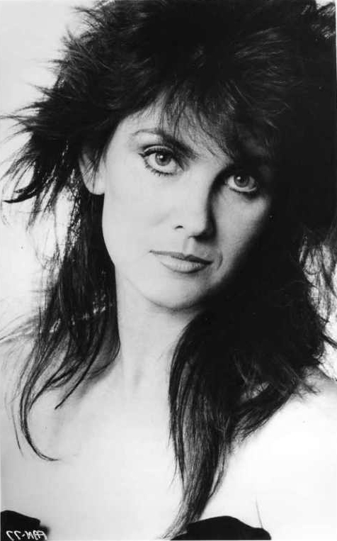 Caroline_Munro_b29