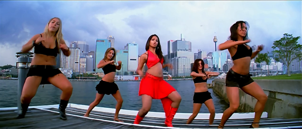 Anushka Shetty Title 4K Song from Okka Magadu2025-04-24 18-32-38-758-189