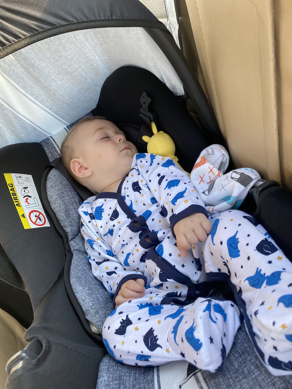 B5DDDFF1-543E-4290-8D4E-E1681561E051