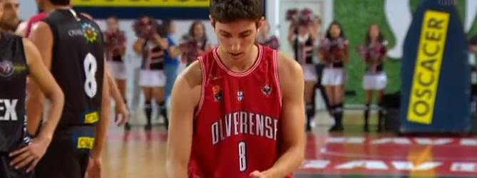 BASQUETEBOL: U.OLIVEIRENSE É O PRIMEIRO FINALISTA BASQUETEBOL: U.OLIVEIRENSE É O PRIMEIRO FINALISTA