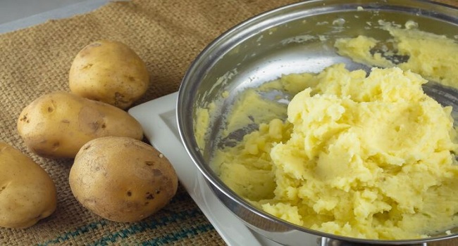 Can Parrots eat Cooked Potatoes