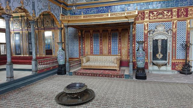 Estambul a mi aire - Blogs de Turquia - Día 1. Palacio de Topkapi – Santa Sofía – Hipódromo – Mezquitas de Beyazit y Nur (2)