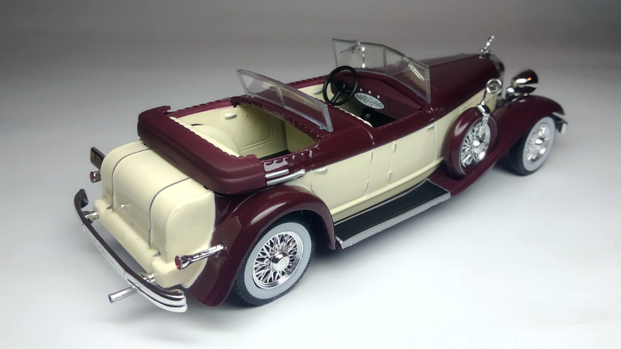 Chrysler Custom Imperial Dual Cowl Phaeton by LeBaron (10)