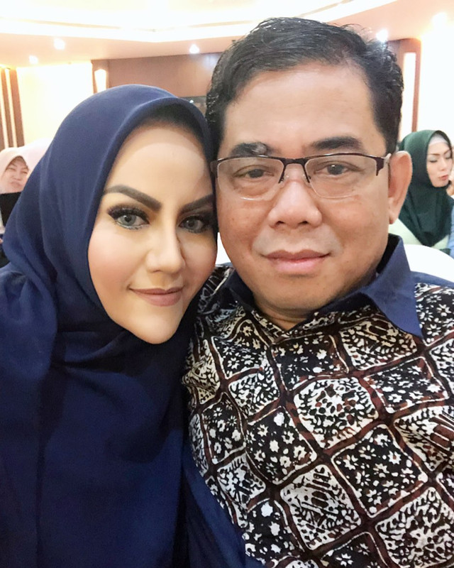 Nita Thalia unggah foto mantan suami yang baru saja meninggal pada Jumat (15/1/2021).