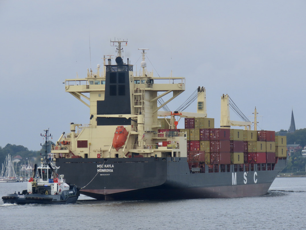 4A3F189B-75F8-4626-ACF8-63DCDBF68D2D