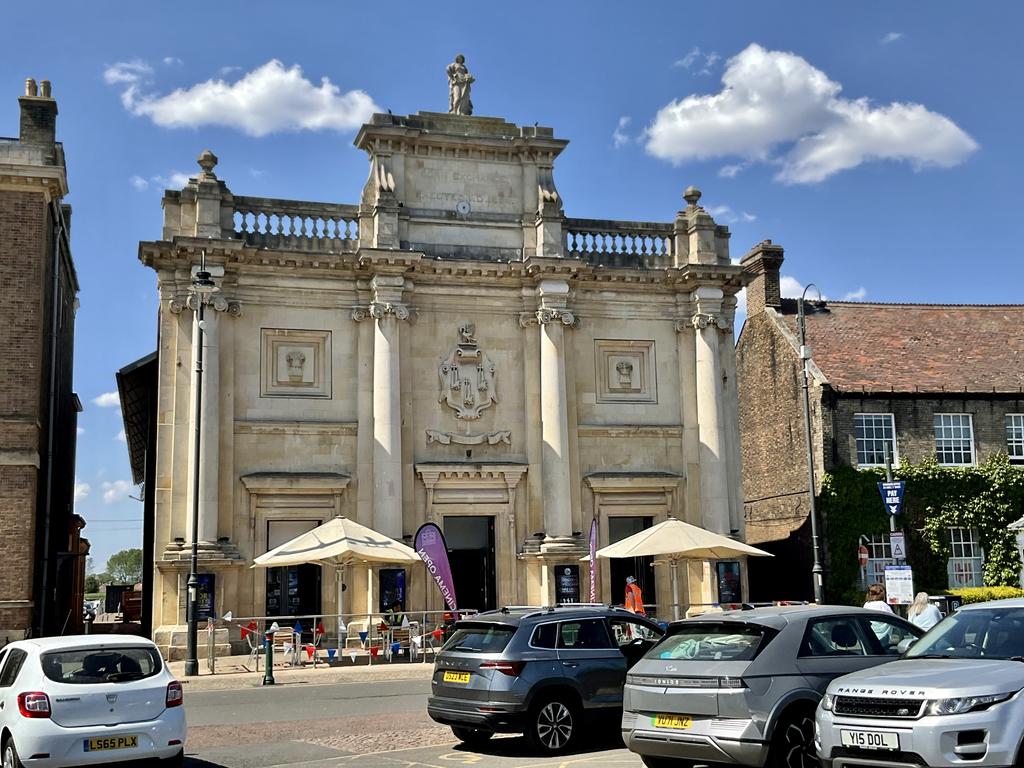 Пёстрая лента. Путешествие по сельским дорогам Англии в мае 2025 г.